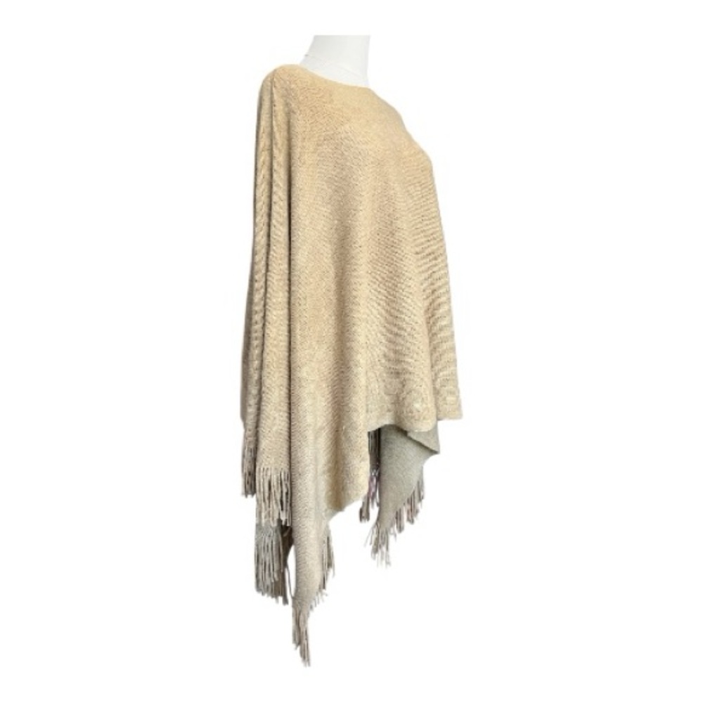 EUC Shiraleah elegant camel knit poncho with fringe | one size - Picture 2 of 6